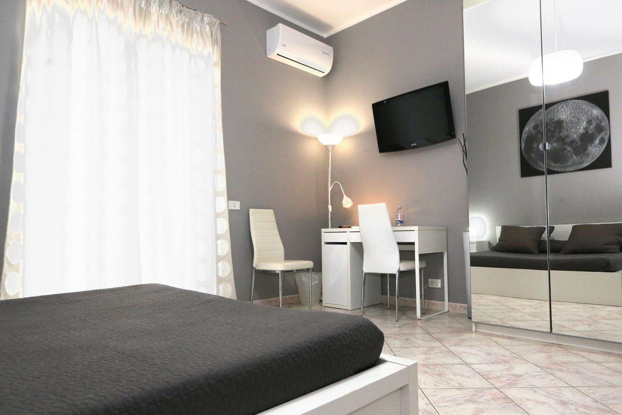 Kosmos Bed & Breakfast Syracuse ภายนอก รูปภาพ