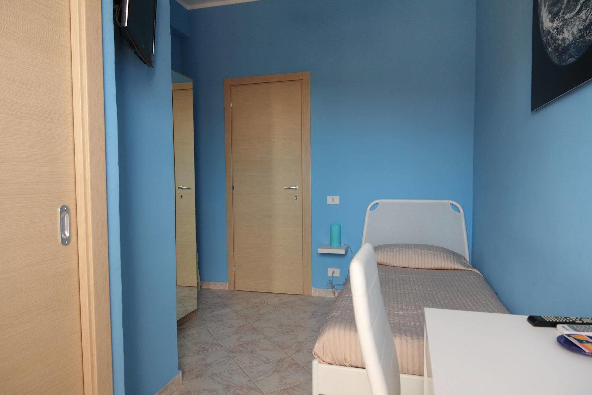 Kosmos Bed & Breakfast Syracuse ภายนอก รูปภาพ