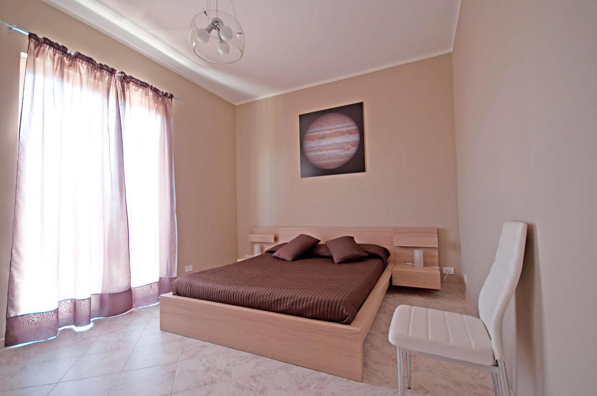 Kosmos Bed & Breakfast Syracuse ภายนอก รูปภาพ